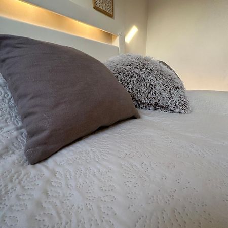 Apartament Aesthetic ティヒ エクステリア 写真